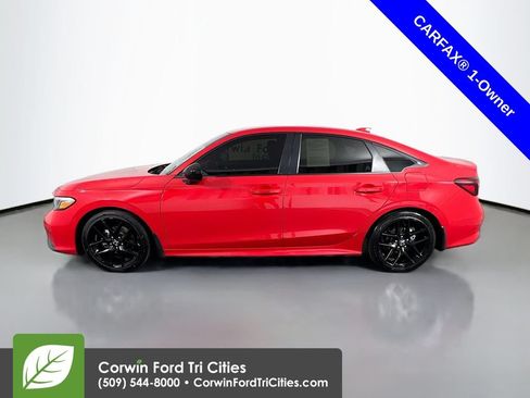 Used 2025 Honda Civic Sport image 6