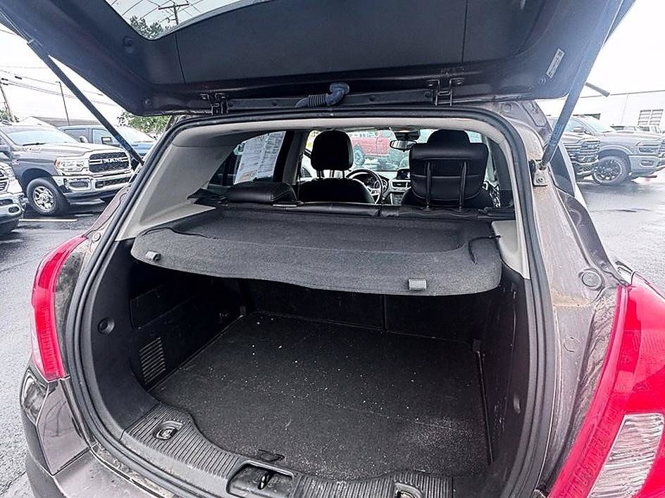 Used 2015 Buick Encore FWD image 10