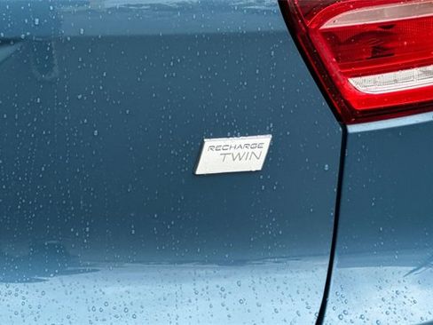 Used 2023 Volvo XC40 Recharge Ultimate w/ Protection Package Premier image 32