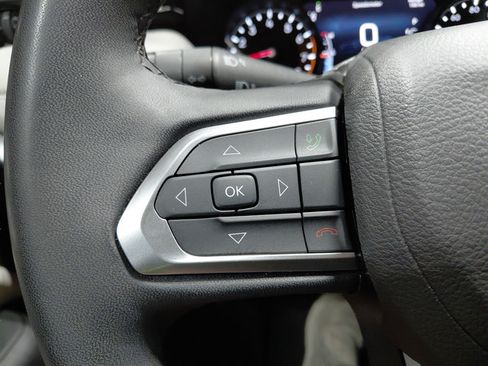 Used 2025 Jeep Compass Limited AWD/4WD image 32