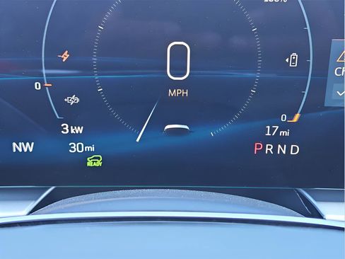 New 2024 Cadillac Lyriq Luxury image 22