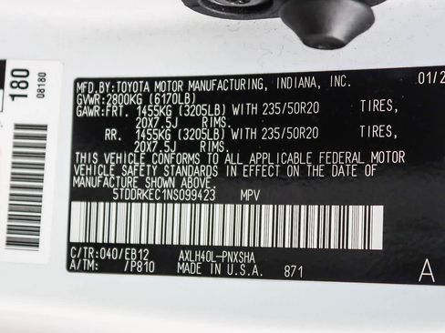 Used 2022 Toyota Sienna XSE image 27