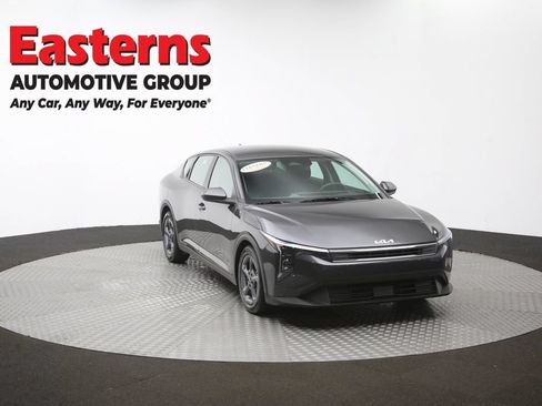 Used 2025 Kia K4 LXS FWD image 50