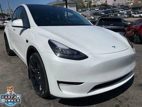 Used 2023 Tesla Model Y Long Range AWD/4WD image 72