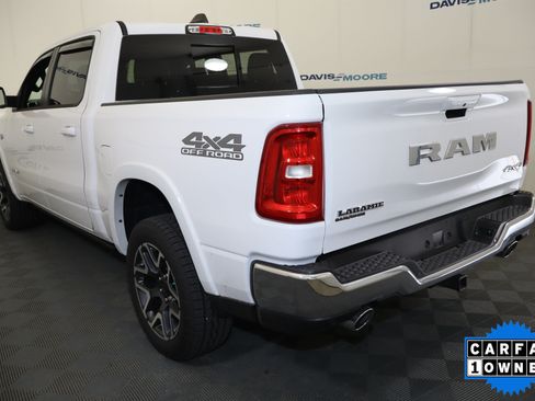 Used 2026 RAM 1500 Laramie AWD/4WD image 9