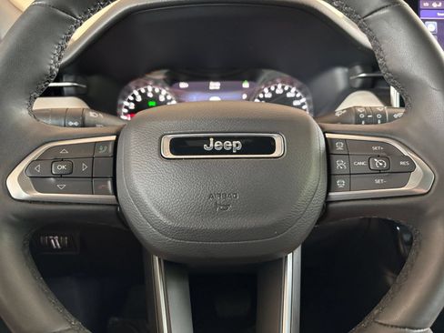 Used 2025 Jeep Compass Limited AWD/4WD image 28