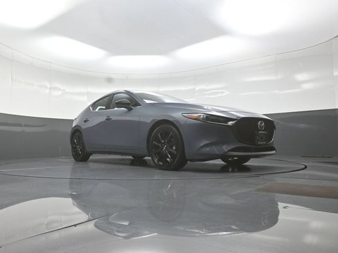 Used 2021 MAZDA MAZDA3 AWD 2.5 Turbo Hatchback image 9