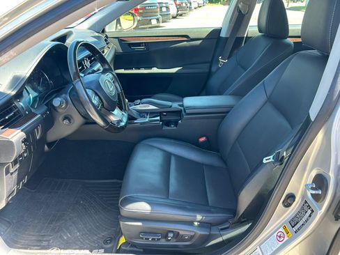 Used 2016 Lexus ES 350 w/ Navigation System Package FWD image 16