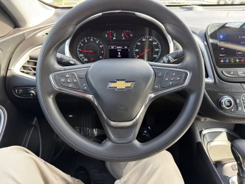 Used 2024 Chevrolet Malibu LT image 26