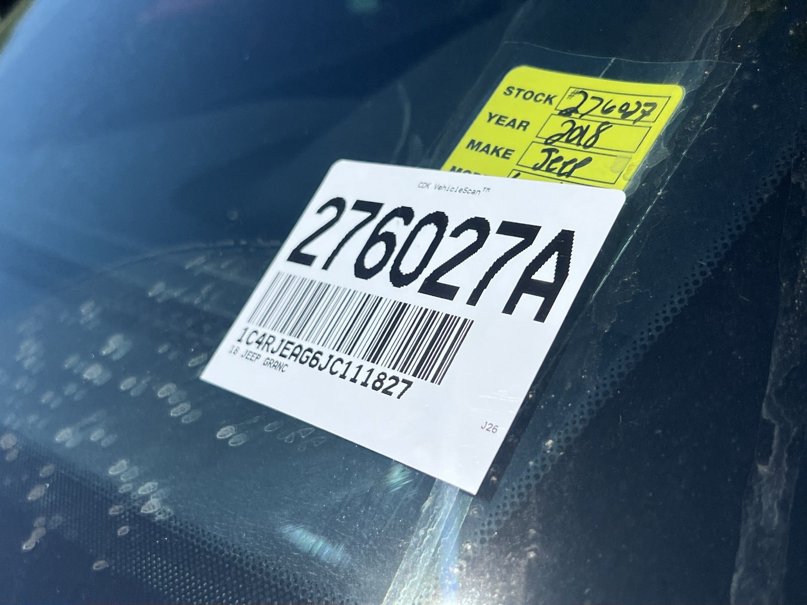 Used 2018 Jeep Grand Cherokee Altitude RWD image 12
