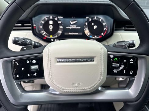 Certified 2024 Land Rover Range Rover SE AWD/4WD image 27