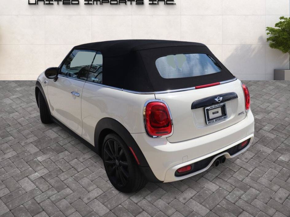 Used 2016 MINI Cooper S FWD image 10