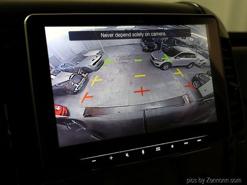 Used 2018 Mercedes-Benz Sprinter 3500 image 20