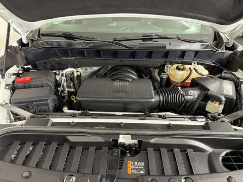 Used 2019 Chevrolet Silverado 1500 LT w/ All-Star Edition AWD/4WD image 26