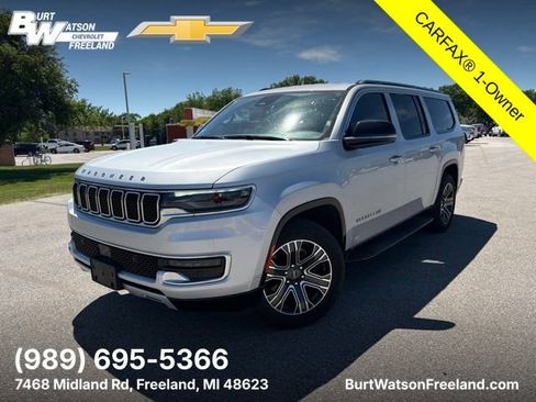 Used 2025 Jeep Wagoneer L Series II w/ 8-pass Seating Package AWD/4WD image 1