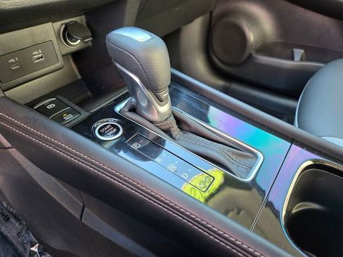 Certified 2023 Nissan Kicks SR w/ SR Premium Package image 25