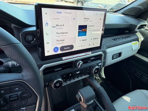 New 2026 Toyota Tacoma Limited AWD/4WD image 25