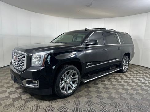 Used 2019 GMC Yukon XL Denali w/ Denali Ultimate Package image 7