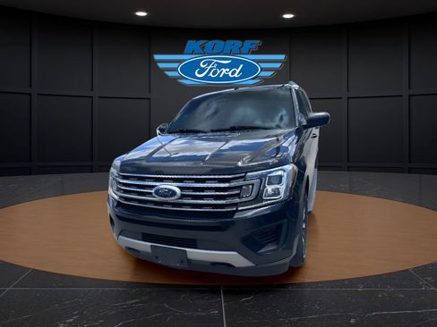 Used 2019 Ford Expedition Max XLT image 15