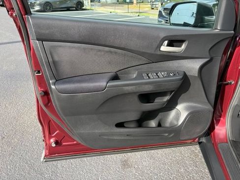 Used 2016 Honda CR-V SE image 12