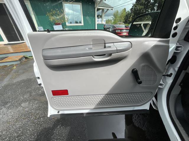 Used 2000 Ford F250 2WD Regular Cab Super Duty image 8