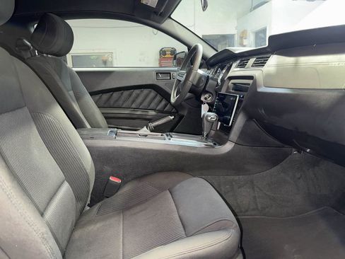 Used 2012 Ford Mustang Coupe RWD image 22