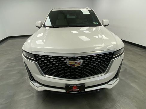 Used 2021 Cadillac Escalade ESV Premium Luxury AWD/4WD image 6