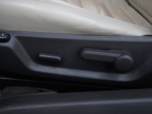 Used 2013 Ford Mustang Premium image 24