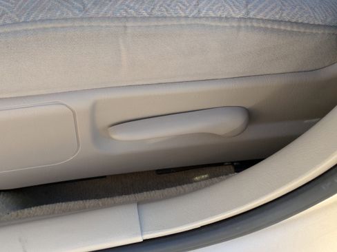 Used 2004 Chevrolet Impala w/ Preferred Equipment Group image 19