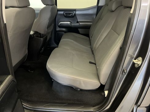 Used 2016 Toyota Tacoma SR5 w/ Towing Package RWD image 23