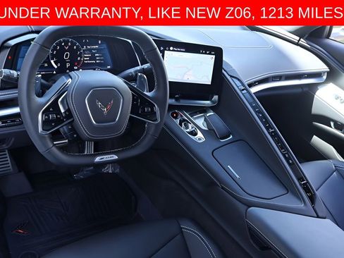Used 2025 Chevrolet Corvette Z06 RWD image 12