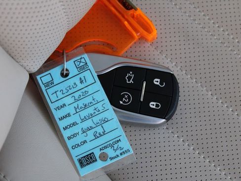 Used 2020 Maserati Levante S GranLusso image 36