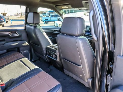 Used 2023 Chevrolet Silverado 1500 High Country w/ Technology Package AWD/4WD image 21