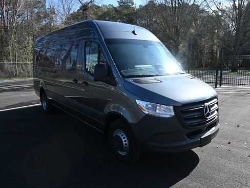 Used 2026 Mercedes-Benz Sprinter 3500 image 23