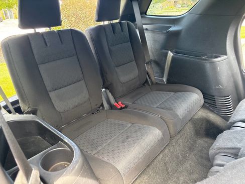 Used 2012 Ford Explorer XLT w/ Class III Trailer Tow Pkg image 14