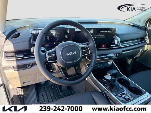 New 2026 Kia Carnival EX image 27