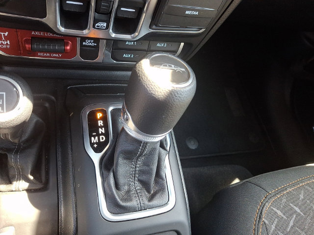 Used 2026 Jeep Gladiator Mojave AWD/4WD image 18