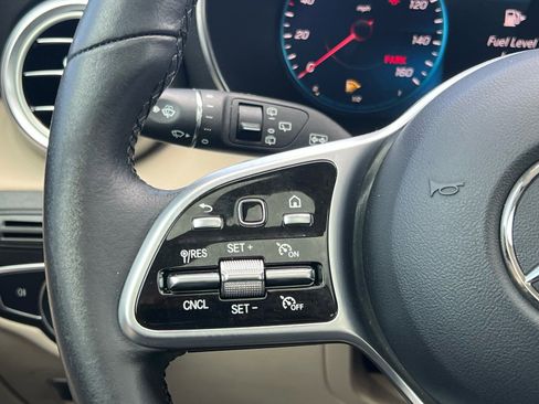 Used 2022 Mercedes-Benz GLC 300 image 28