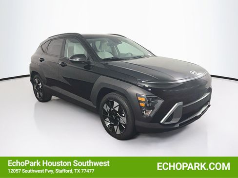 Used 2025 Hyundai Kona SEL FWD image 1