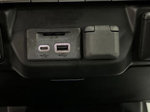 Used 2022 Chevrolet Silverado 3500 LT image 23