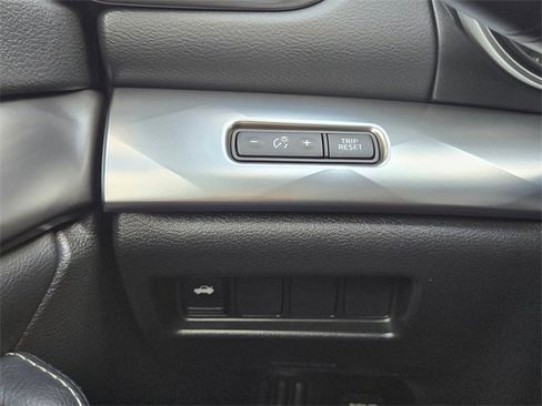 Used 2023 Nissan Maxima SV w/ Floor Mat Group image 31