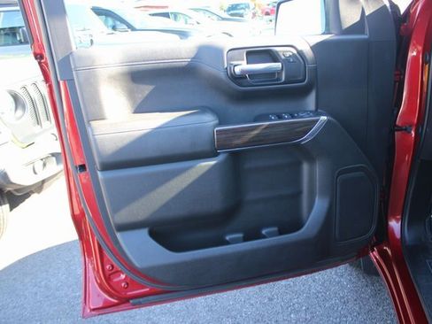 Used 2021 Chevrolet Silverado 1500 LT w/ Convenience Package II image 18