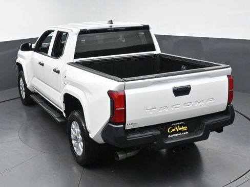 Used 2025 Toyota Tacoma SR RWD image 37