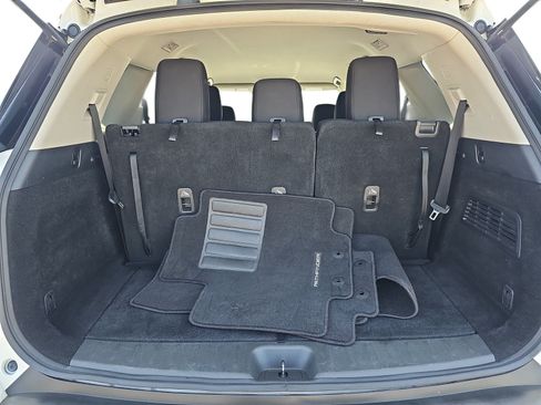 Used 2023 Nissan Pathfinder SV FWD image 25