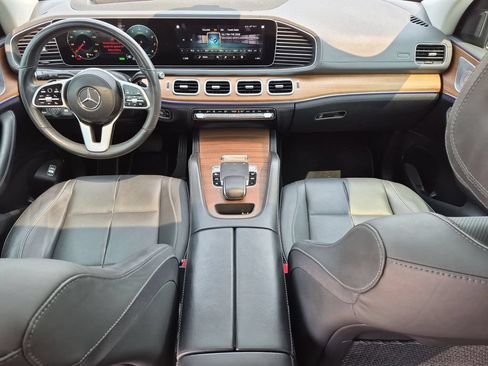Used 2020 Mercedes-Benz GLE 450 4MATIC w/ MBUX Technology Package image 27