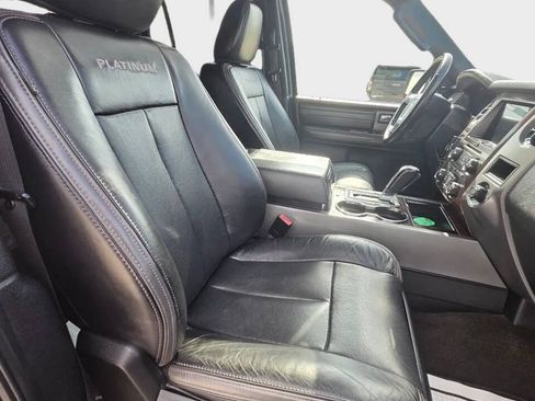 Used 2016 Ford Expedition EL Platinum RWD image 11