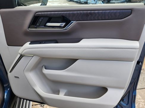 New 2026 GMC Yukon XL Denali w/ Sun & Power Step Package image 43