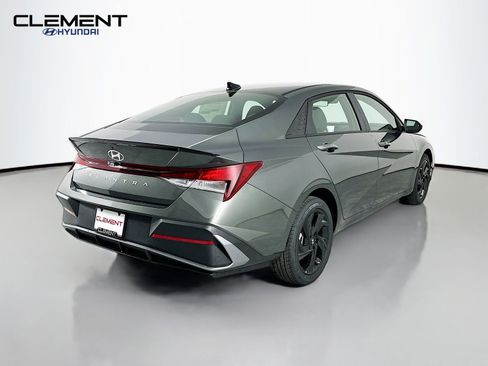 New 2026 Hyundai Elantra Sport FWD image 6