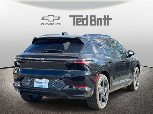 New 2026 Chevrolet Equinox EV RS image 4