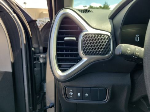 Used 2024 Kia Soul LX w/ Option Group 015 image 20